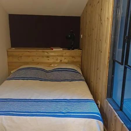 Maison De