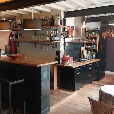 Hébergement de vacances Maison De *